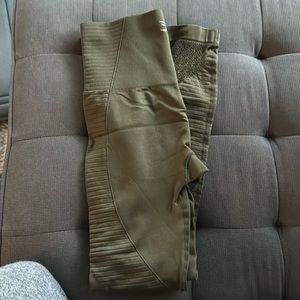 Gymshark energy seamless legging. Size small.